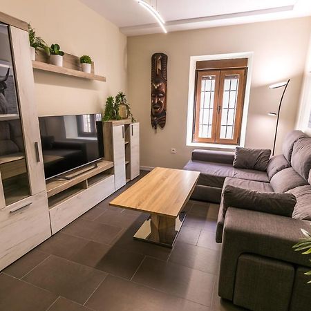 Апартаменты Centrico Y Moderno Con Piscina Y Parking Хаэн Экстерьер фото